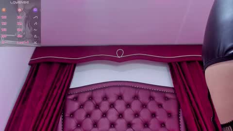 Maddison online show from December 2025 08:29:01 PM