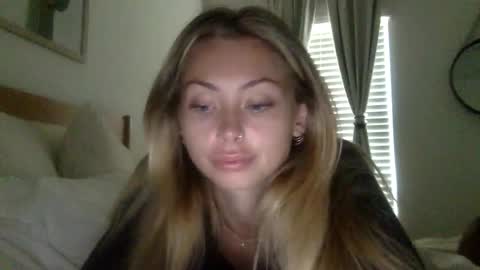 Snapshot of madirose69 chatting on October 2025 01:55:02 PM mari rose online show from October 2025 01:55:02 PM