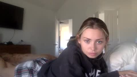 Snapshot of madirose69 chatting on October 2025 09:41:01 PM mari rose online show from October 2025 09:41:01 PM