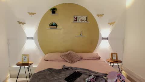 MADISON  online show from November 2025 11:43:01 AM