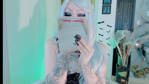 madison_jacksonn online show from April 2026 07:22:01 PM