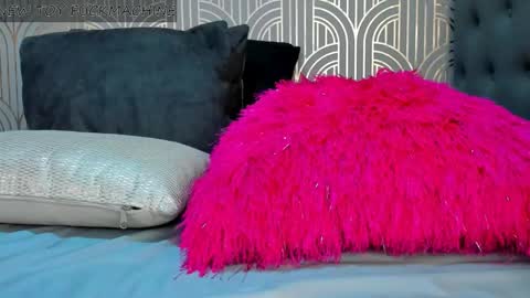   online show from January 2025 02:30:02 AM