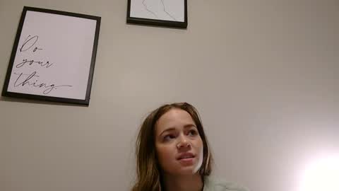 Snapshot of madisonfox6969 chatting on December 2024 11:23:02 PM madisonfox6969 online show from December 2024 11:23:02 PM