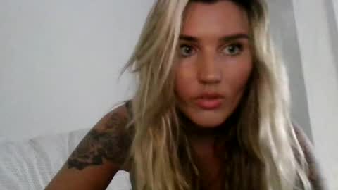 Snapshot of madisonlubbe2 chatting on July 2026 10:58:02 PM madisonlubbe2 online show from July 2026 10:58:02 PM