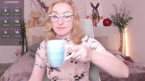 Snapshot of madissonkiss chatting on December 2025 02:39:01 AM Madisson online show from December 2025 02:39:01 AM