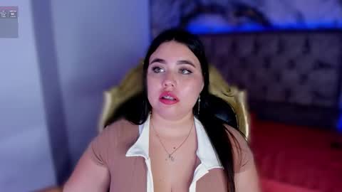 Snapshot of madissonlee__ chatting on October 2025 07:43:01 PM madissonlee__ online show from October 2025 07:43:01 PM