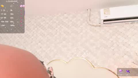 Snapshot of madissonlopez chatting on October 2025 08:53:02 PM Madisson Lopez online show from October 2025 08:53:02 PM