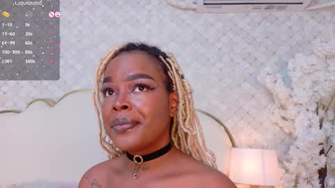 Snapshot of madissonlopez chatting on November 2025 10:01:02 PM Madisson Lopez online show from November 2025 10:01:02 PM