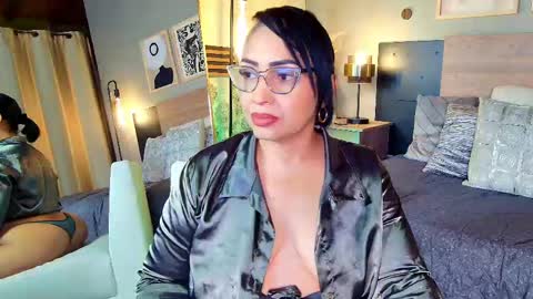 MADISSOONE  online show from May 2026 01:25:02 AM