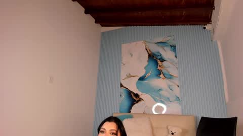 Snapshot of madokaa22 chatting on February 2025 03:41:02 PM Madoka online show from February 2025 03:41:02 PM