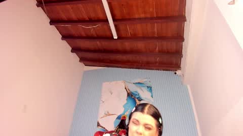 Snapshot of madokaa22 chatting on February 2025 03:42:02 PM Madoka online show from February 2025 03:42:02 PM