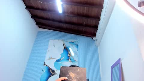 Snapshot of madokaa22 chatting on March 2025 01:05:01 AM Madoka online show from March 2025 01:05:01 AM