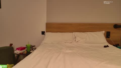 Mommy Lemons online show from October 2025 04:28:01 PM