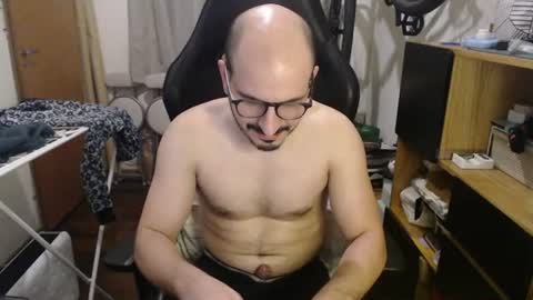 Snapshot of madziula chatting on August 2026 05:53:01 AM Peter online show from August 2026 05:53:01 AM