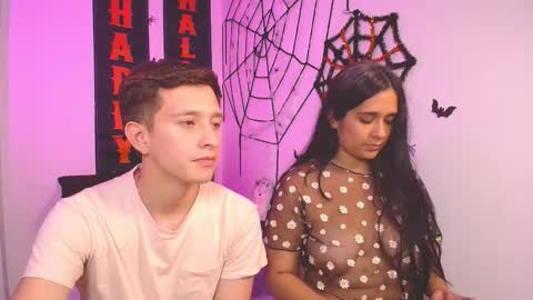 Snapshot of mae_nathan chatting on November 2025 07:09:01 AM mae and nathan online show from November 2025 07:09:01 AM