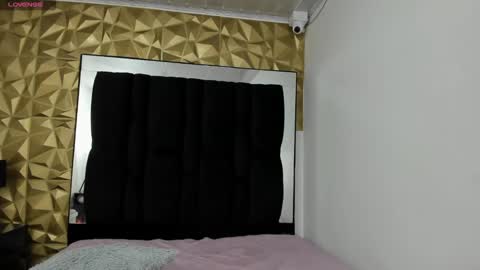 MAEE ANGELS online show from December 2024 01:47:02 AM