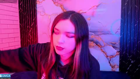 maevekuro online show from March 2026 03:01:02 AM