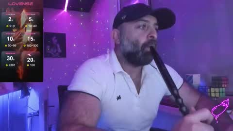 Magabear online show from November 2025 07:27:01 PM