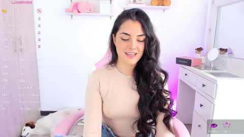 Eva online show from December 2025 04:01:01 PM