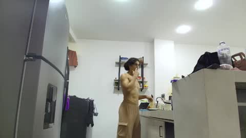 Snapshot of maggie_fit chatting on April 2026 03:17:02 PM maggie_fit online show from April 2026 03:17:02 PM
