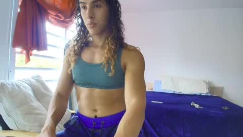 Snapshot of maggie_fit chatting on April 2026 07:12:01 PM maggie_fit online show from April 2026 07:12:01 PM