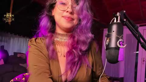 Snapshot of maggie_queen chatting on October 2025 11:01:02 PM Luna online show from October 2025 11:01:02 PM