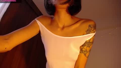 Snapshot of maggie_raver chatting on December 2024 05:29:01 PM maggie online show from December 2024 05:29:01 PM