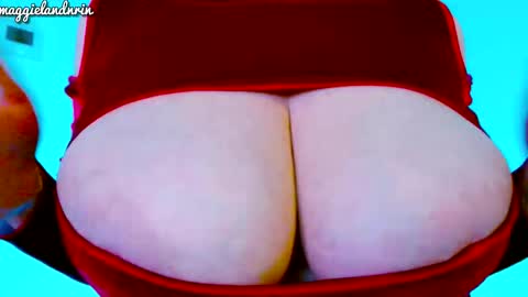 Maggie   online show from October 2025 03:09:02 AM