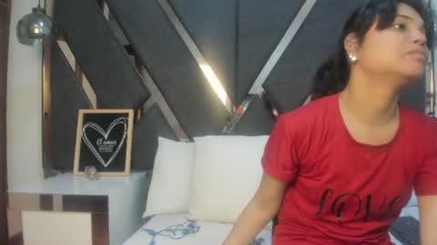 Snapshot of maggyx_69 chatting on June 2026 01:56:01 PM Kimy online show from June 2026 01:56:01 PM