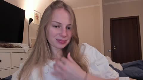 Alice  online show from December 2024 10:08:01 AM