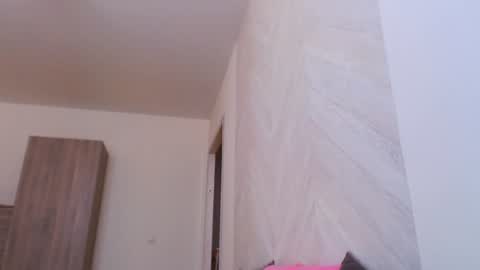 Hypnotizing online show from July 2026 04:19:01 AM