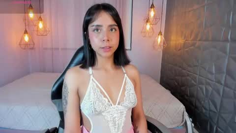 Oliviah online show from April 2026 03:42:01 AM