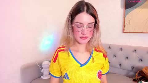 Snapshot of magic_rouse chatting on June 2026 02:10:02 PM M Rss online show from June 2026 02:10:02 PM