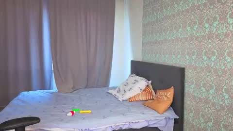 Snapshot of magic_shy chatting on October 2025 01:39:01 AM Merry online show from October 2025 01:39:01 AM