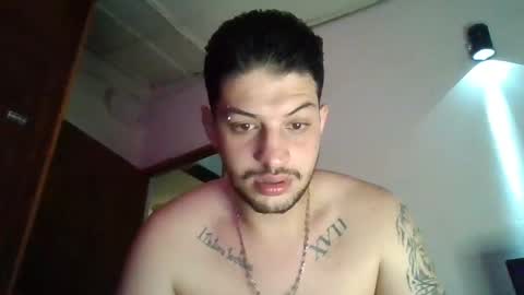 Snapshot of magico_9809 chatting on January 2025 01:27:01 PM BRAYAN online show from January 2025 01:27:01 PM