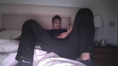 Magicsempai online show from December 2024 03:00:01 PM