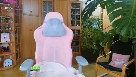 Snapshot of magicstylex chatting on January 2025 09:00:01 PM Nicole online show from January 2025 09:00:01 PM