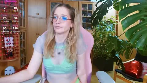 Snapshot of magicstylex chatting on February 2025 12:10:02 AM Nicole online show from February 2025 12:10:02 AM