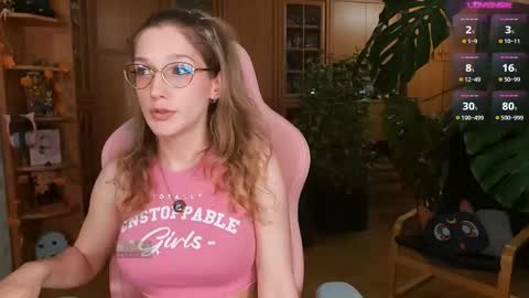 Snapshot of magicstylex chatting on October 2025 10:07:02 PM Nicole online show from October 2025 10:07:02 PM