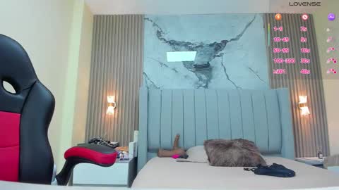 magievans1 online show from November 2025 12:07:02 PM