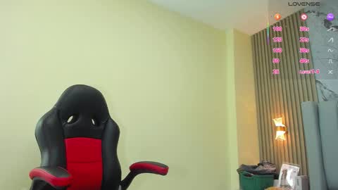 magievans1 online show from November 2025 12:38:02 PM