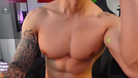 If you want me to use the Lovense please let me know  --    online show from October 2025 04:16:01 PM