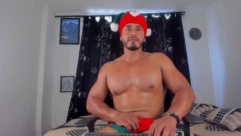 Magnusclark online show from December 2025 06:48:02 PM