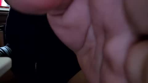 Diandlin online show from April 2026 05:25:01 PM