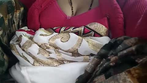 Snapshot of mahi_arora55 chatting on February 2026 04:05:02 AM Mahi online show from February 2026 04:05:02 AM