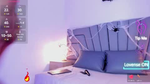 maia_520 online show from October 2025 06:39:02 PM