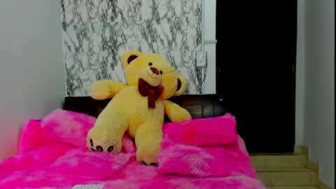 Maia Bronce online show from February 2026 10:12:01 AM