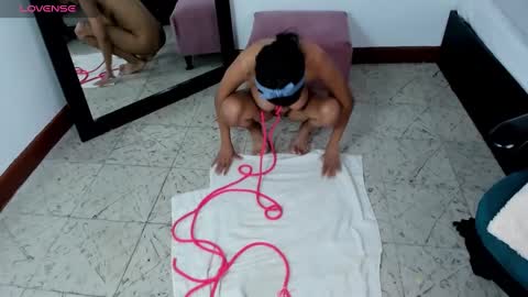 Snapshot of maia_davies chatting on January 2025 06:16:01 PM Maia online show from January 2025 06:16:01 PM