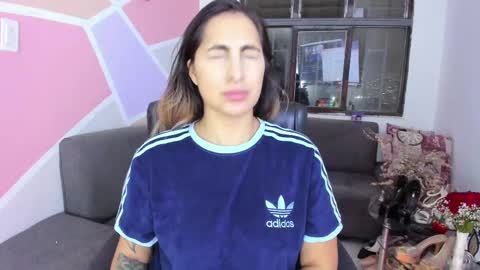 Snapshot of maiaconnor chatting on September 2025 04:24:02 AM online show from September 2025 04:24:02 AM