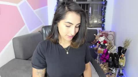   online show from December 2025 12:05:01 AM